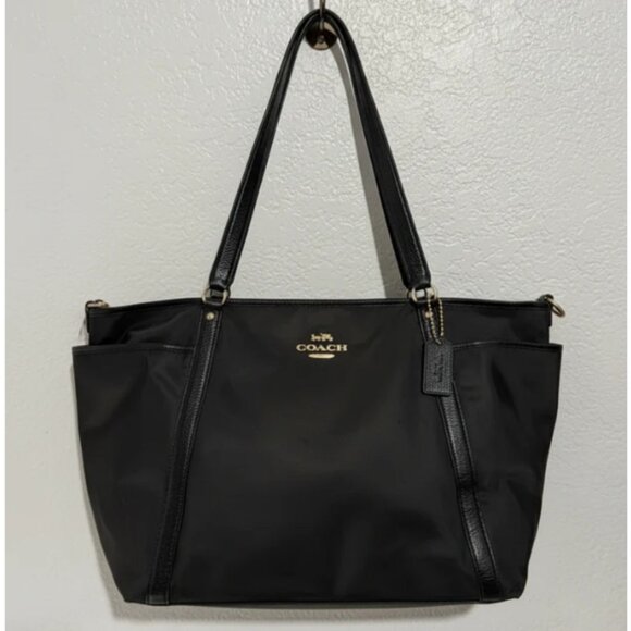 Coach C4072 Black Nylon Leather Baby Diaper Bag Tote w/ Changing Pad Crossbody - Picture 1 of 16